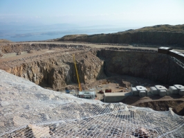 Quayside Glensanda Quarry March 2015